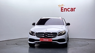 MERCEDES BENZ E-CLASS W213 2017