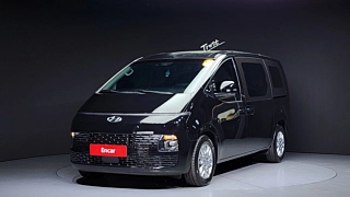 HYUNDAI STARIA  Cargo 5 Seater 2023