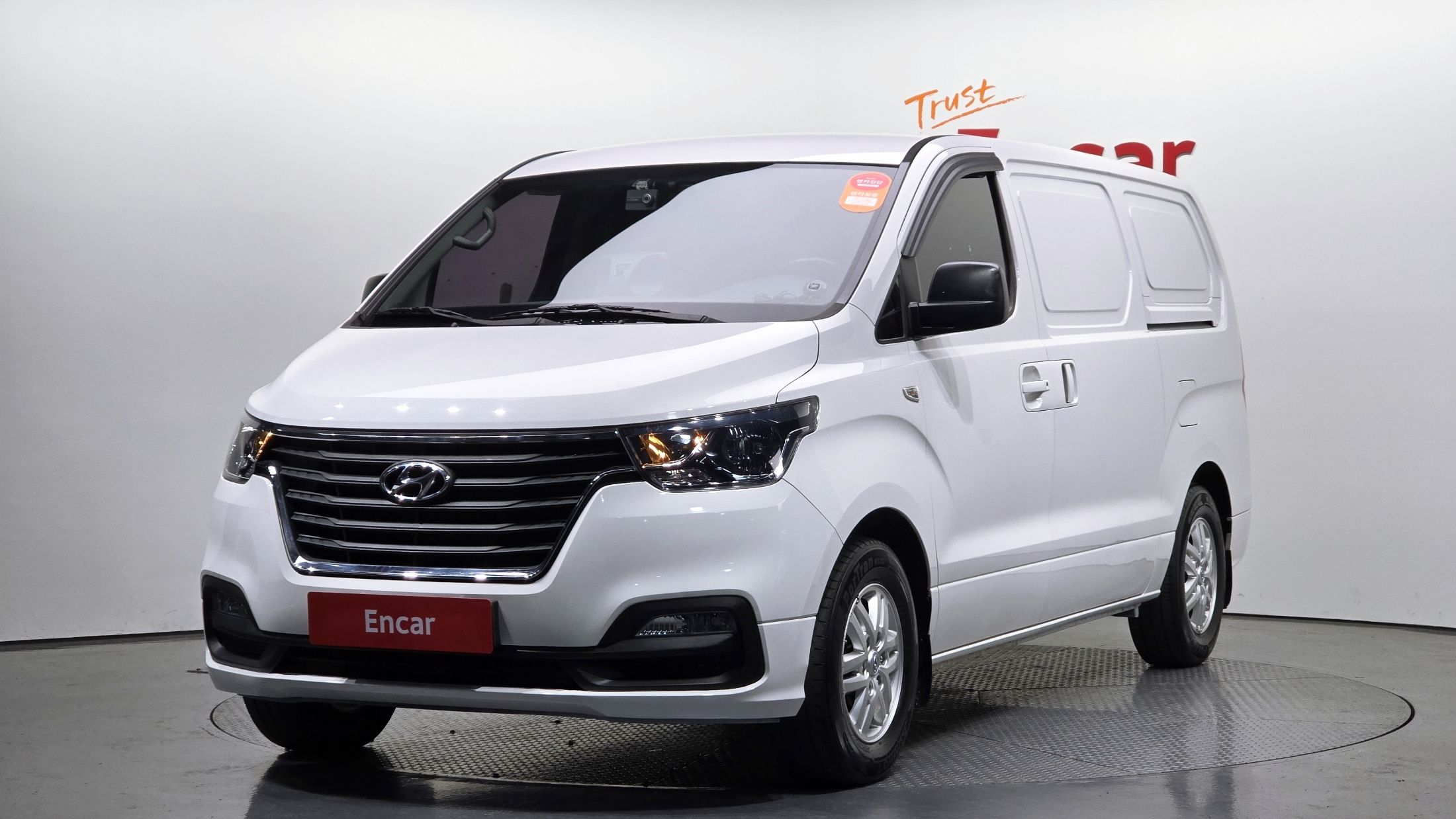 HYUNDAI STAREX GRAND