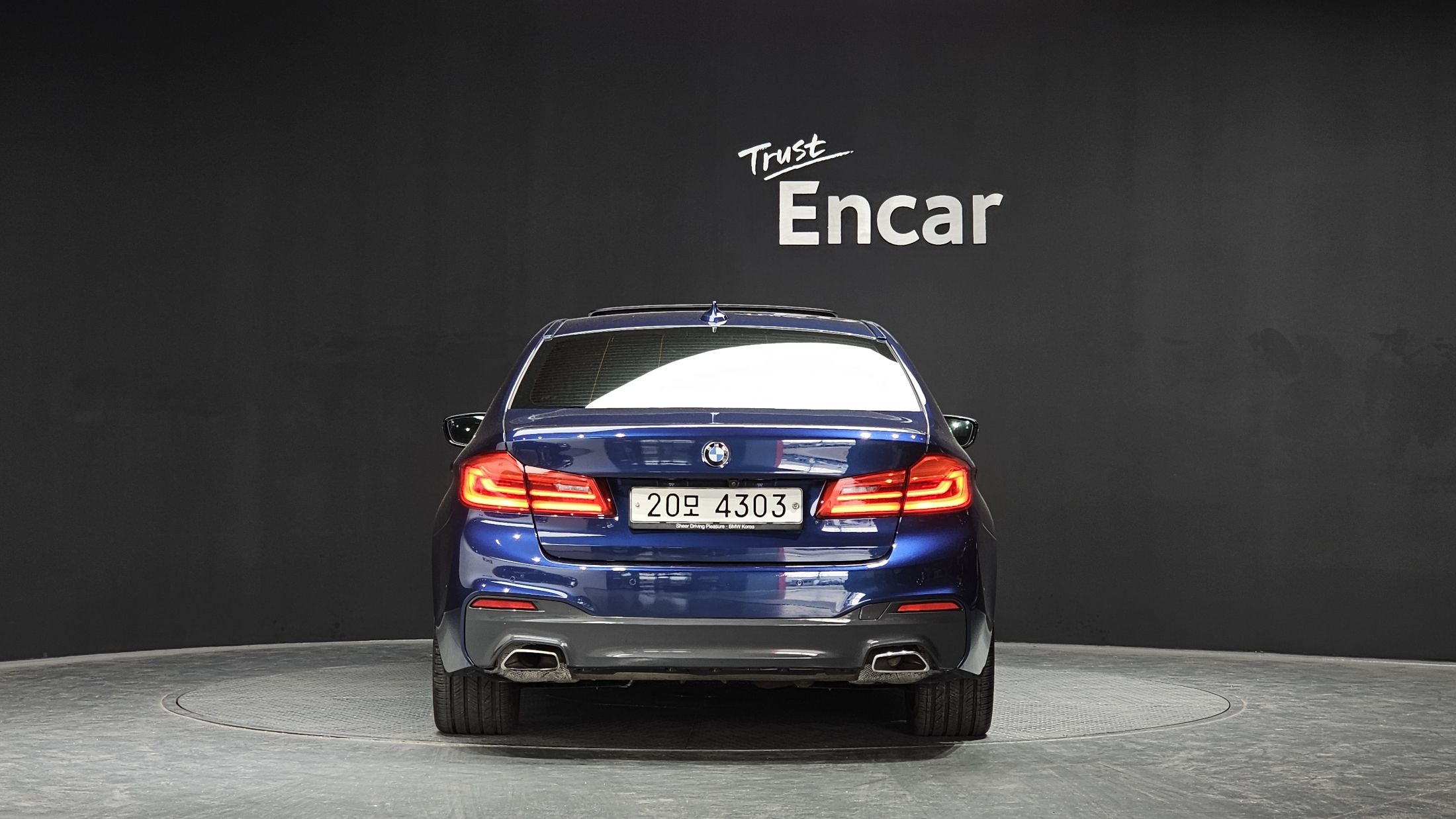 BMW 5-SERIES G30 2019