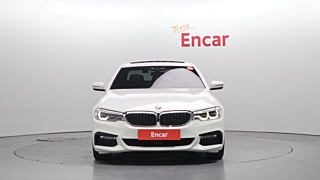 BMW 5-SERIES G30 2017