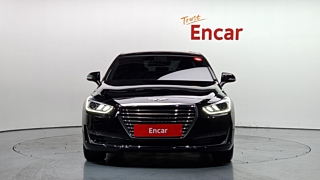GENESIS EQ900 2017