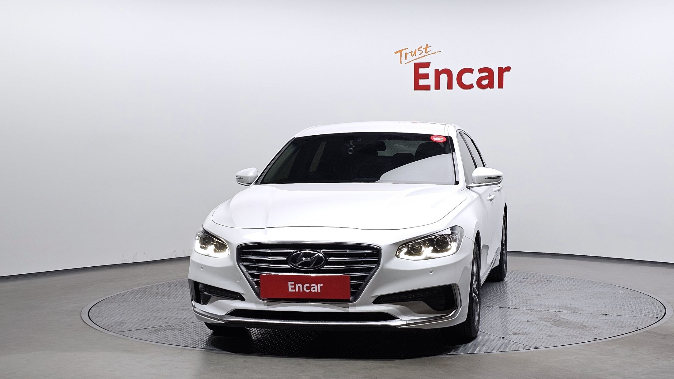 HYUNDAI GRANDEUR IG 2016