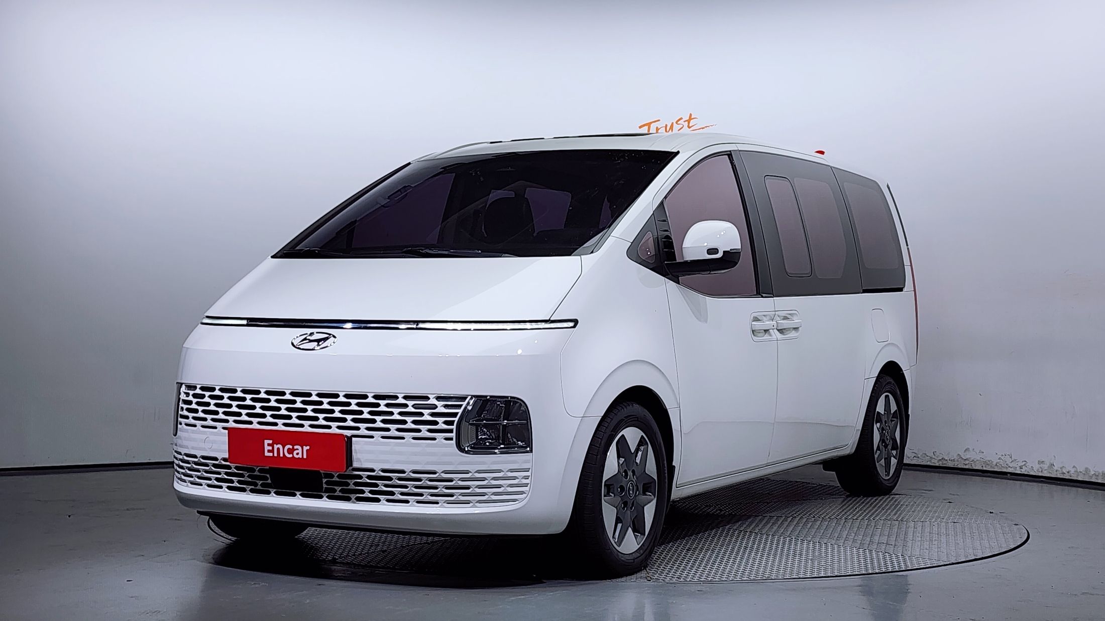HYUNDAI STARIA 2022