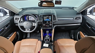 SAMSUNG QM6 2022
