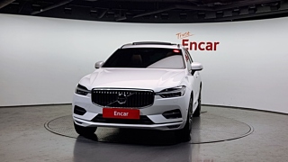 VOLVO XC60 2017