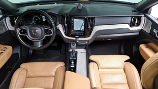 VOLVO XC60 2017