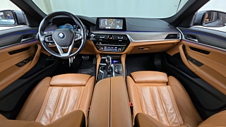 BMW 5-SERIES G30 2017
