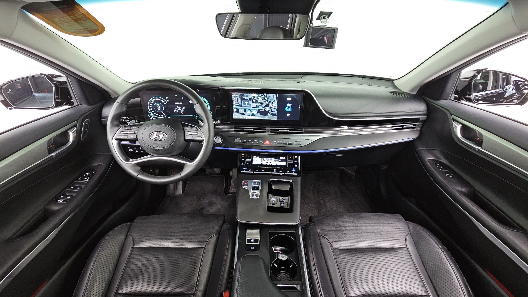 HYUNDAI GRANDEUR IG HYBRID