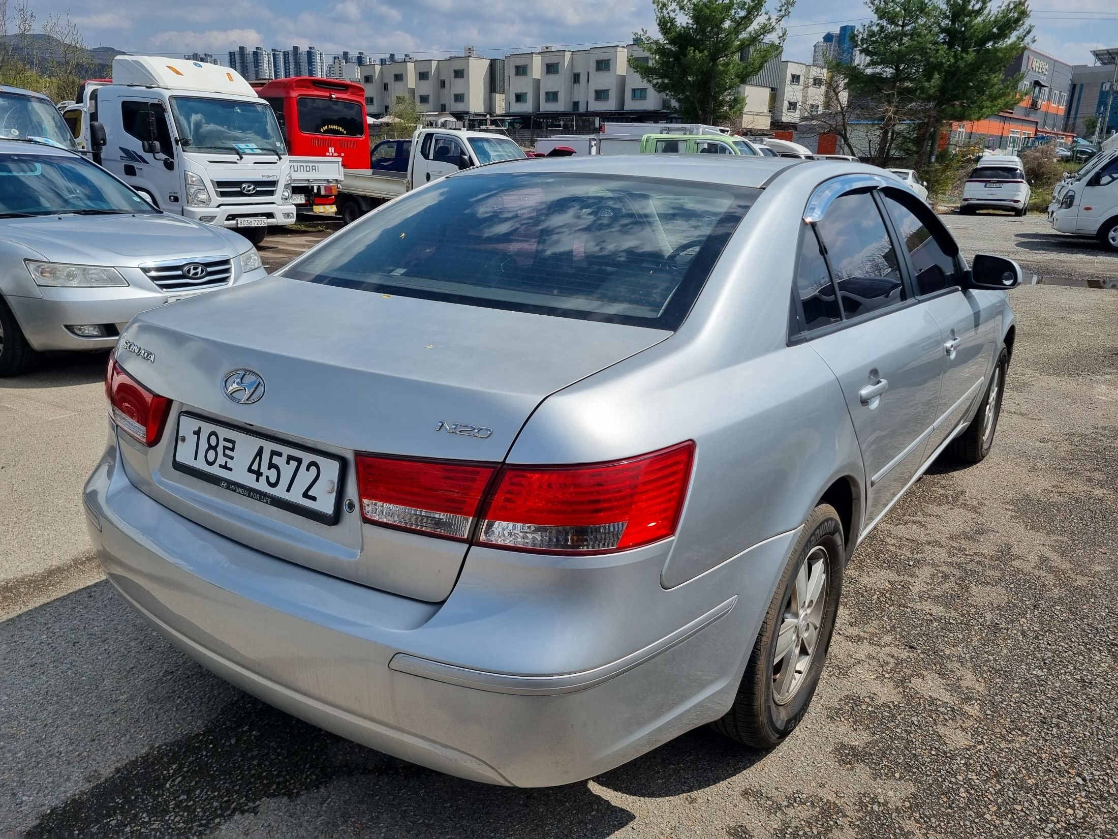 HYUNDAI NF SONATA TRANSFORM 2011