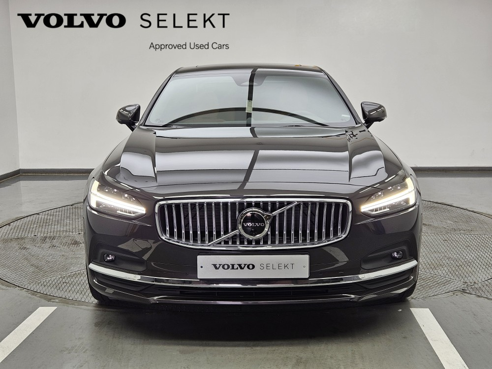 VOLVO S90 2024
