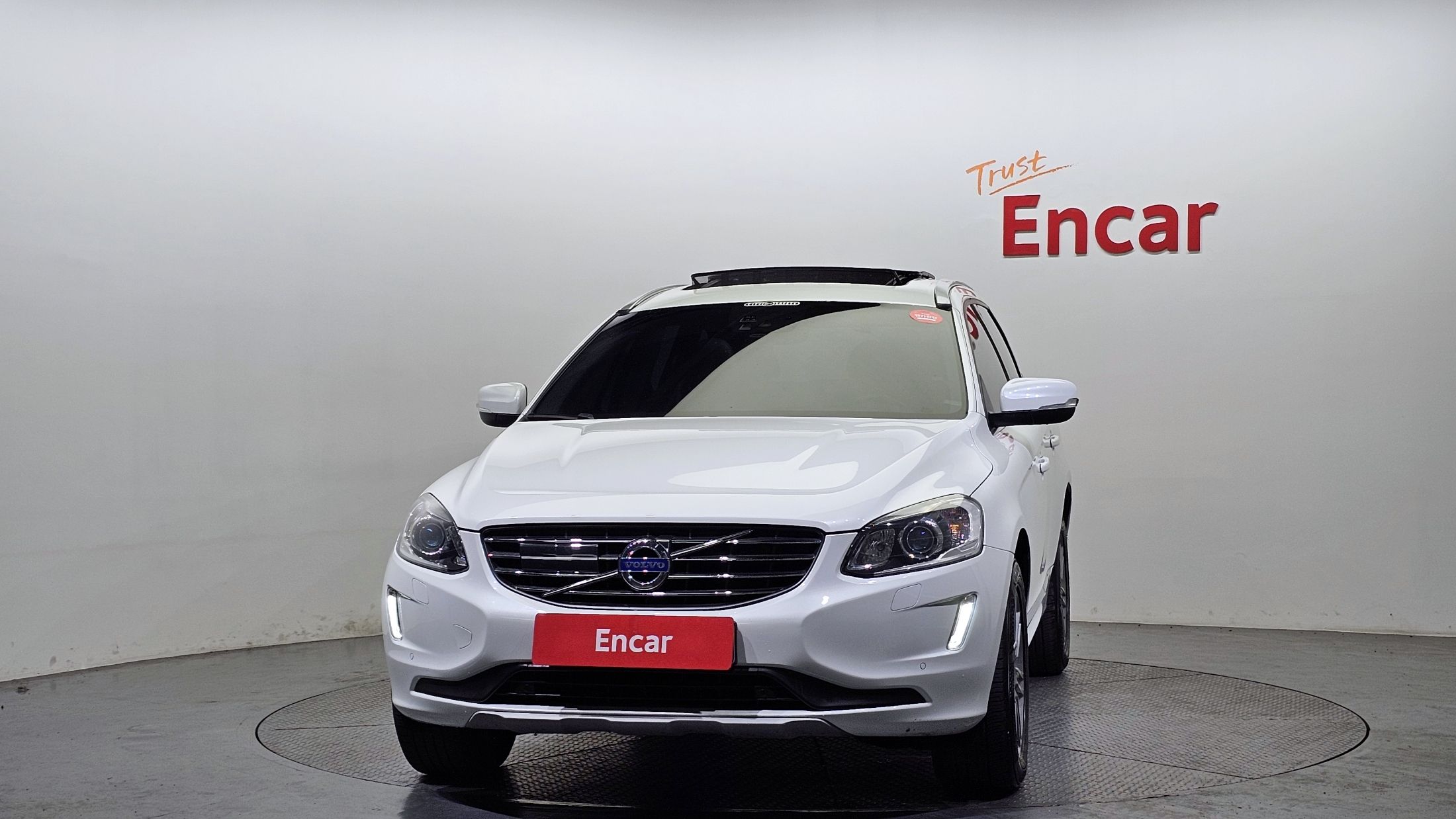 VOLVO XC60 2015