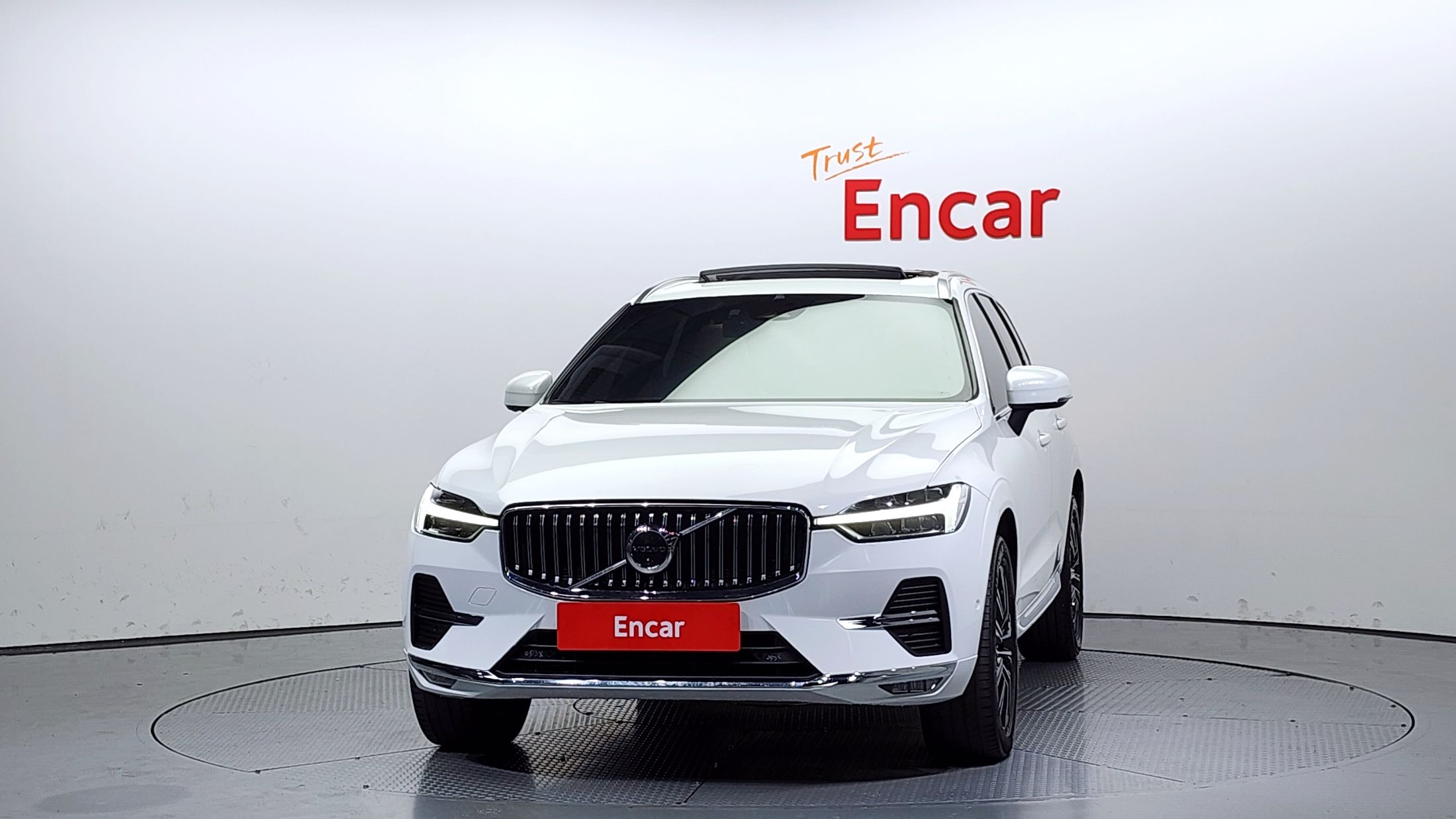 VOLVO XC60 2021