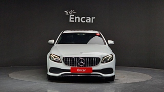 MERCEDES BENZ E-CLASS W213 2016