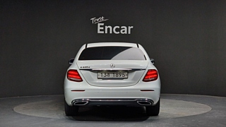 MERCEDES BENZ E-CLASS W213 2016