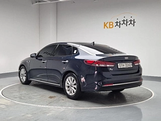 KIA K5 2017