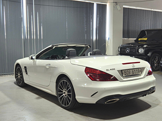 MERCEDES BENZ SL-CLASS 2017