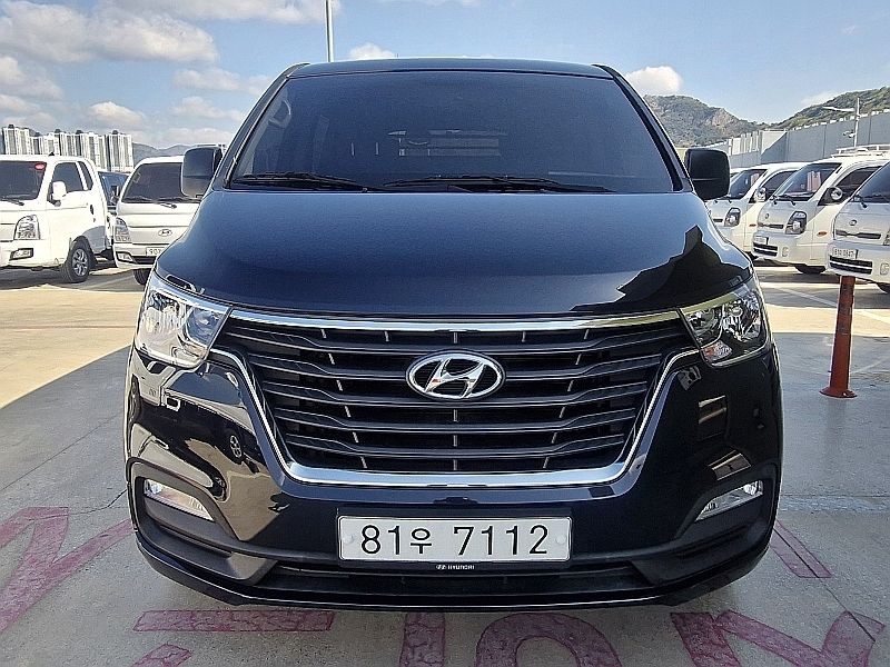 HYUNDAI STAREX GRAND