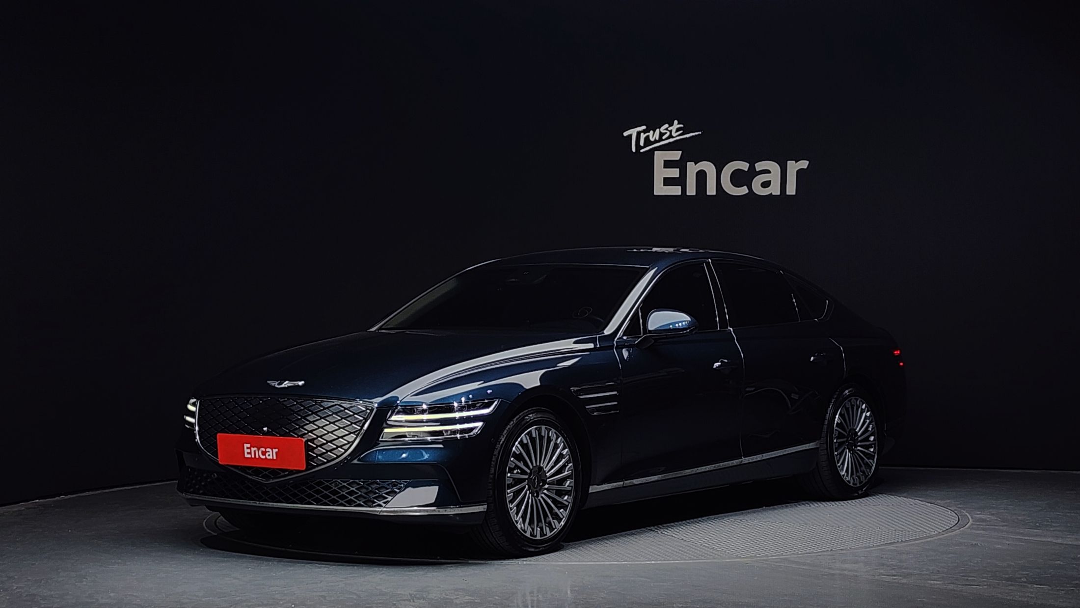 GENESIS ELECTRIC G80 RG3 2023