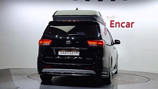 KIA CARNIVAL 2017