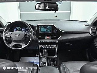 HYUNDAI GRANDEUR IG HYBRID 2018