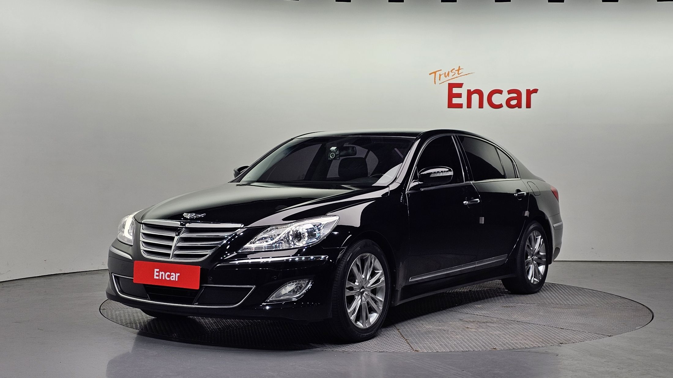 HYUNDAI GENESIS 2011