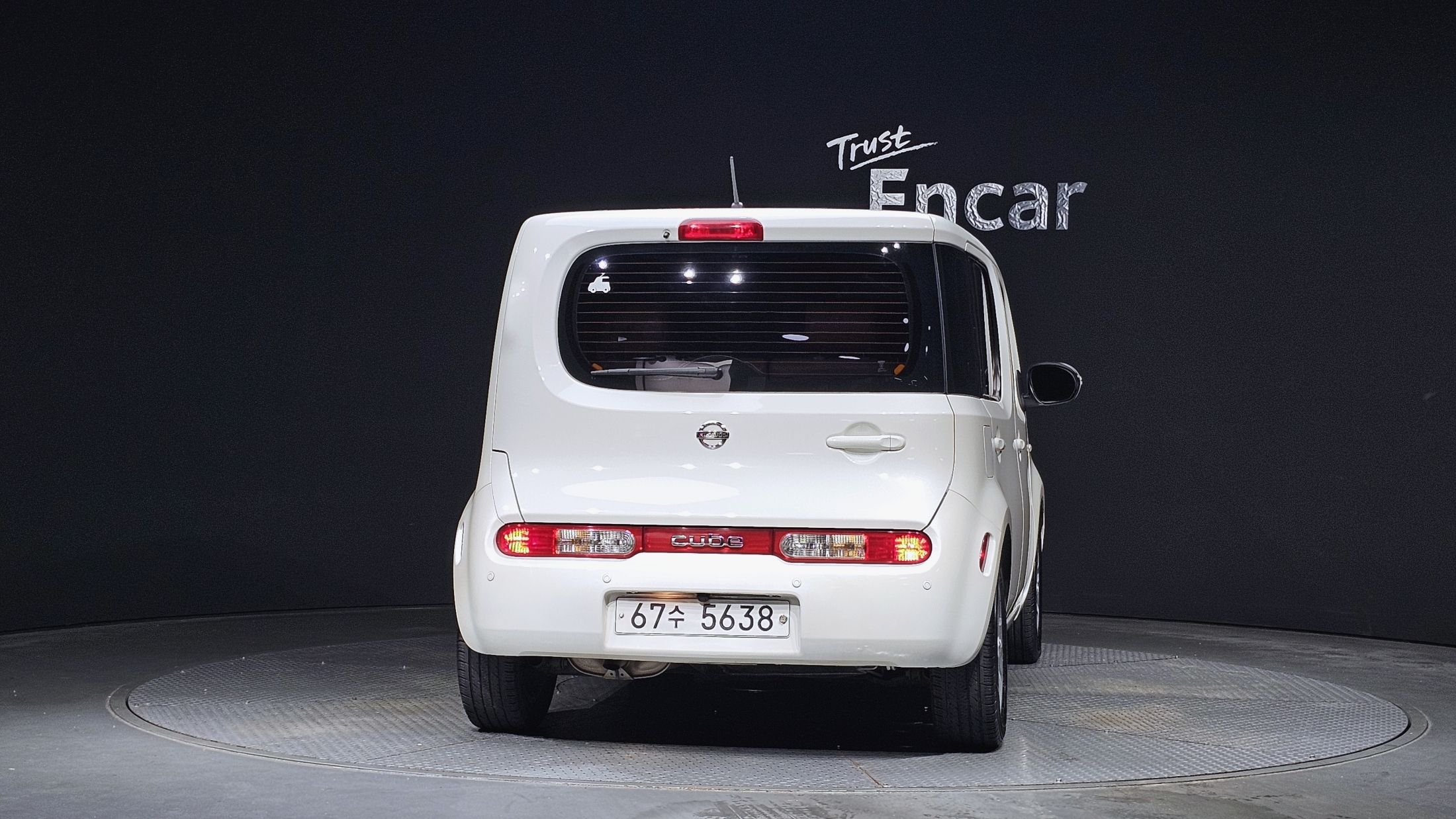NISSAN CUBE 2012