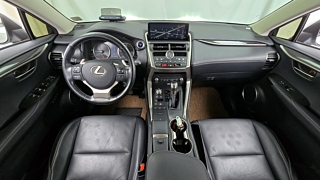 LEXUS NX300H 2017