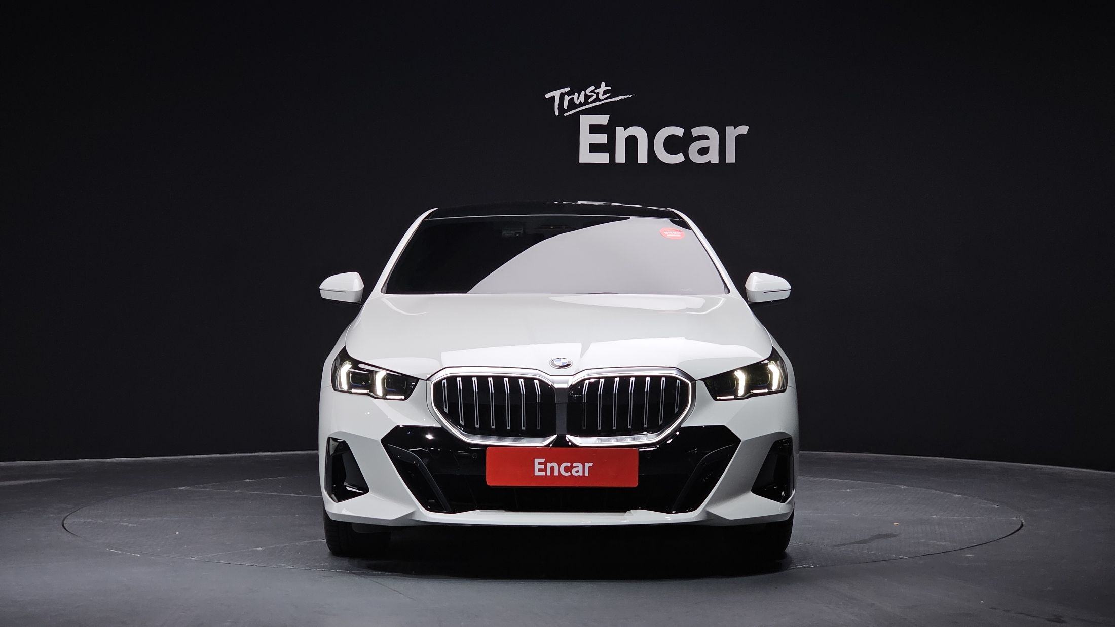 BMW 5-SERIES G60 2024