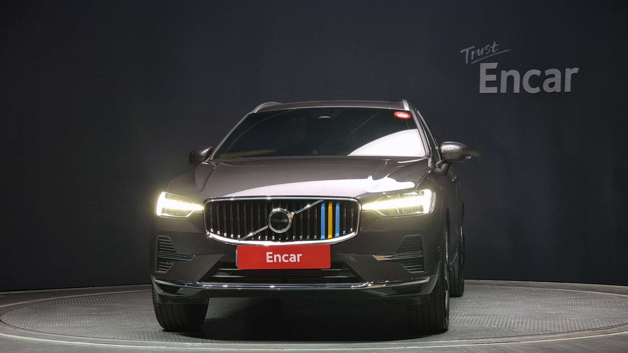 VOLVO XC60 2024