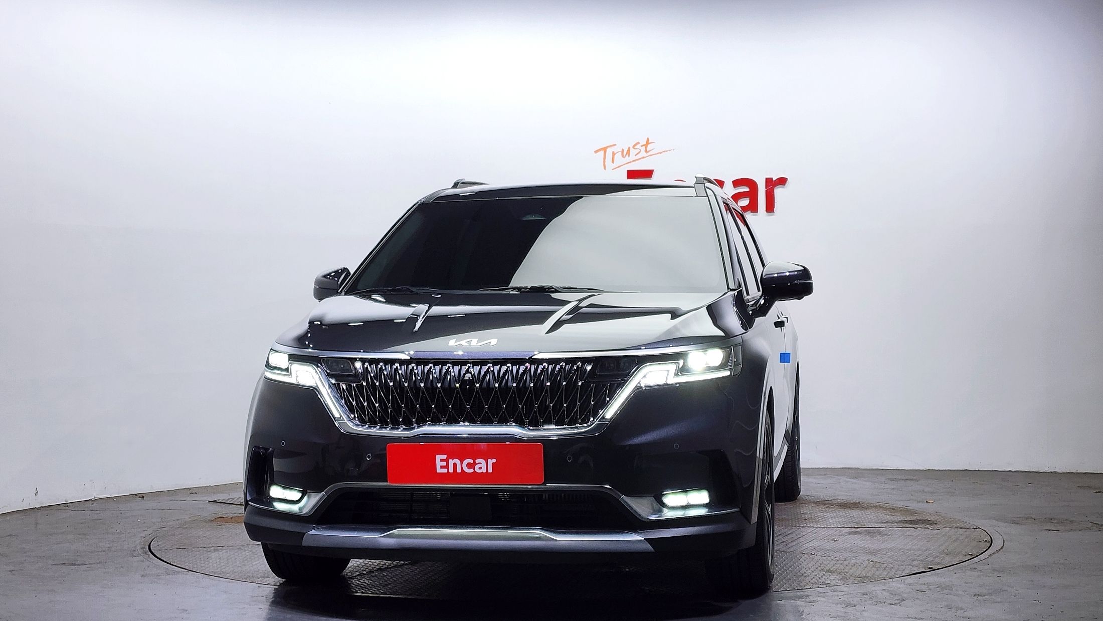 KIA CARNIVAL 2023