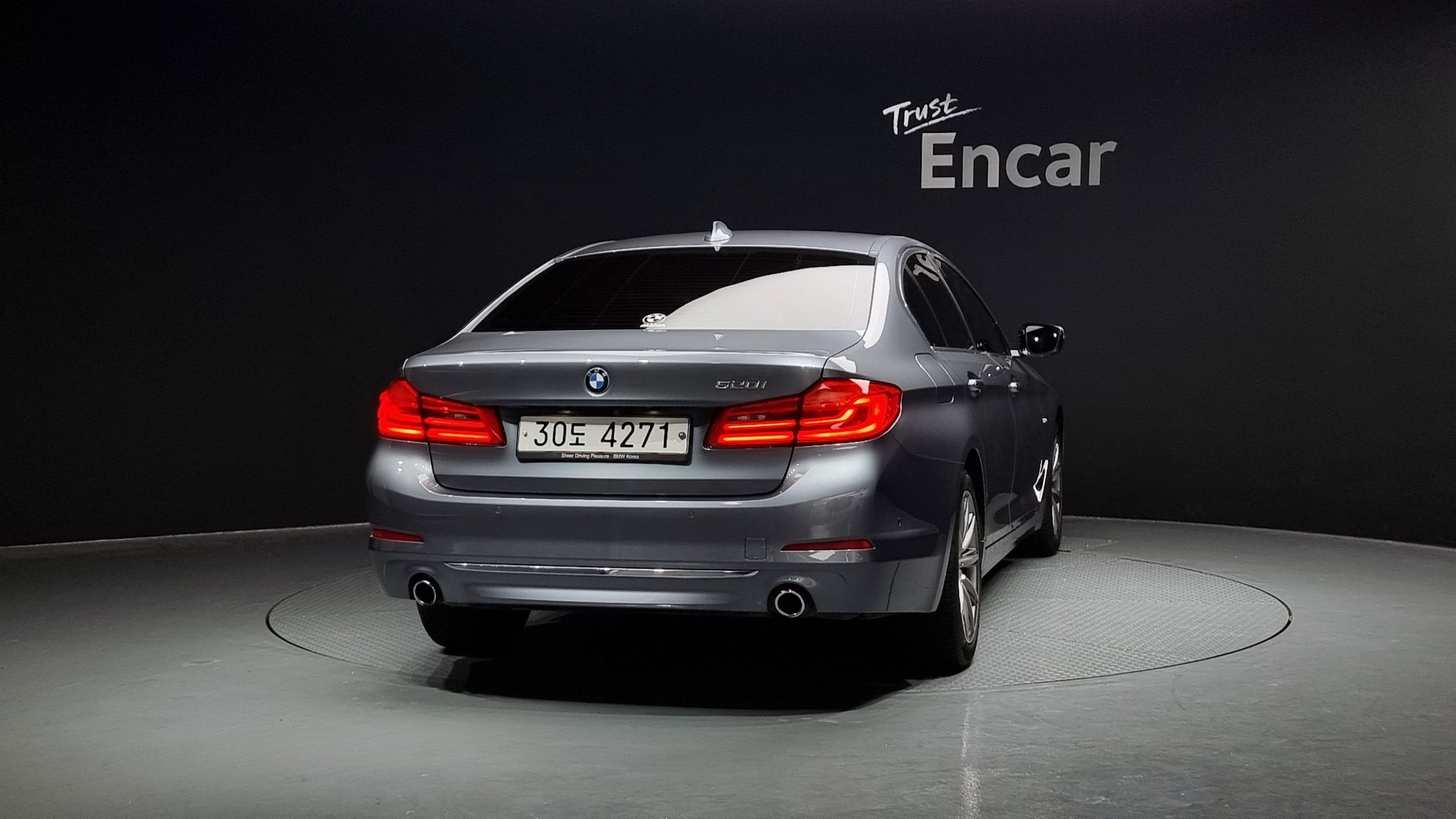 BMW 5-SERIES G30 2018