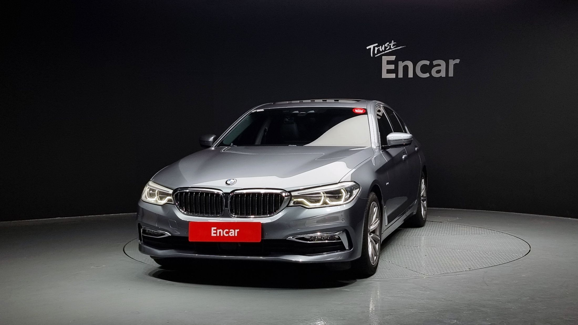 BMW 5-SERIES G30 2018