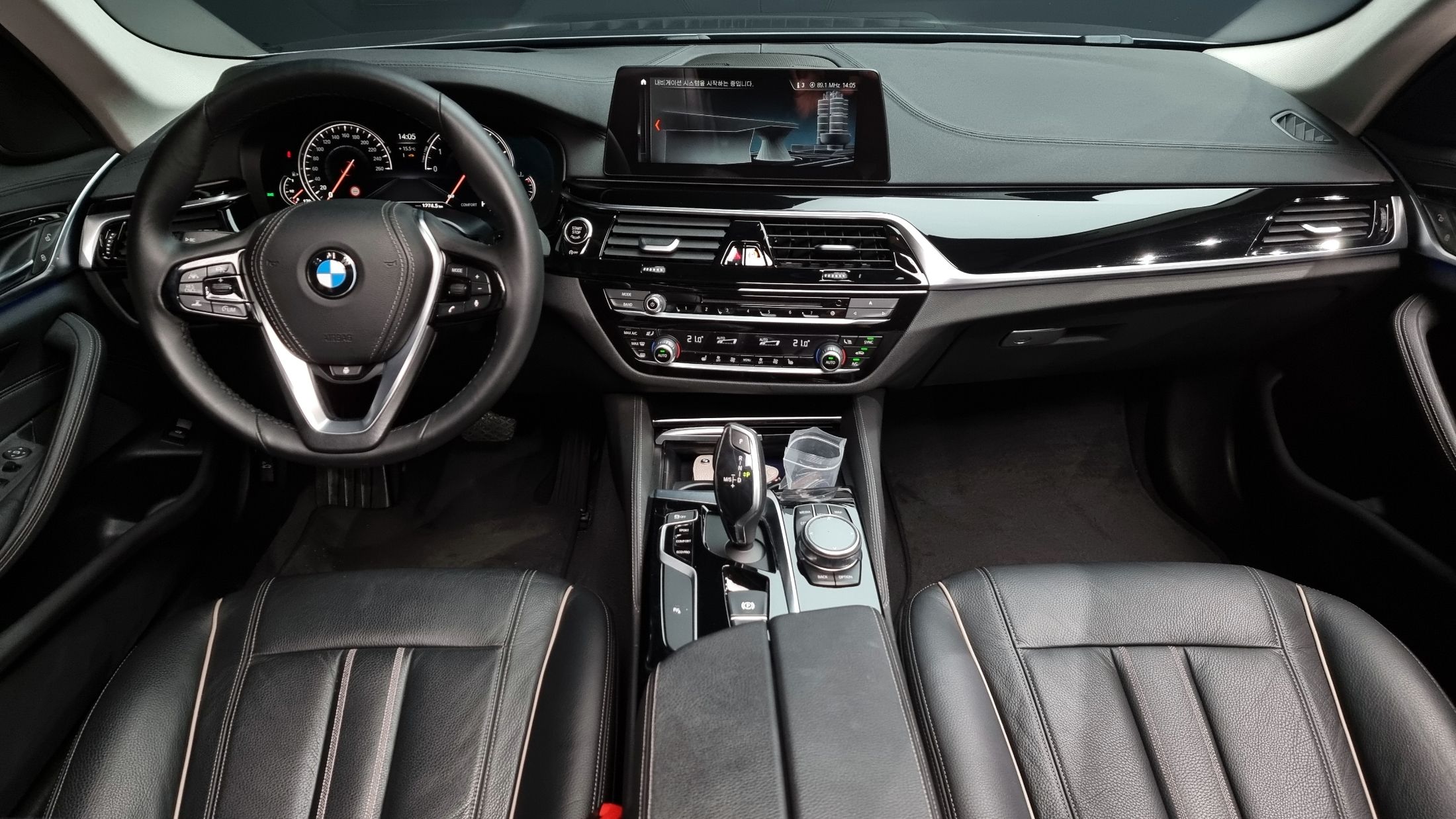 BMW 5-SERIES G30 2018