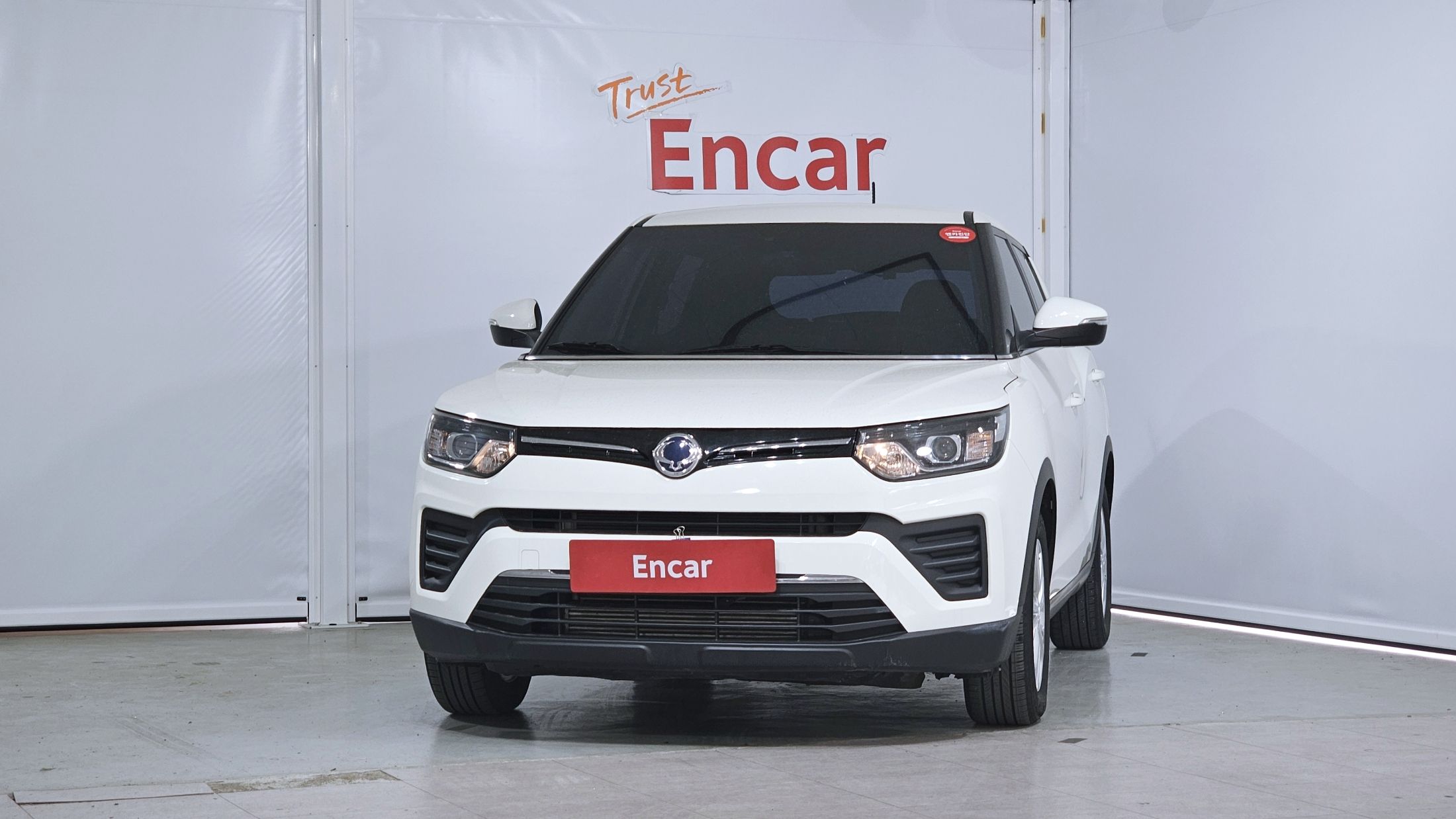 SSANGYONG TIVOLI VERY NEW 2020