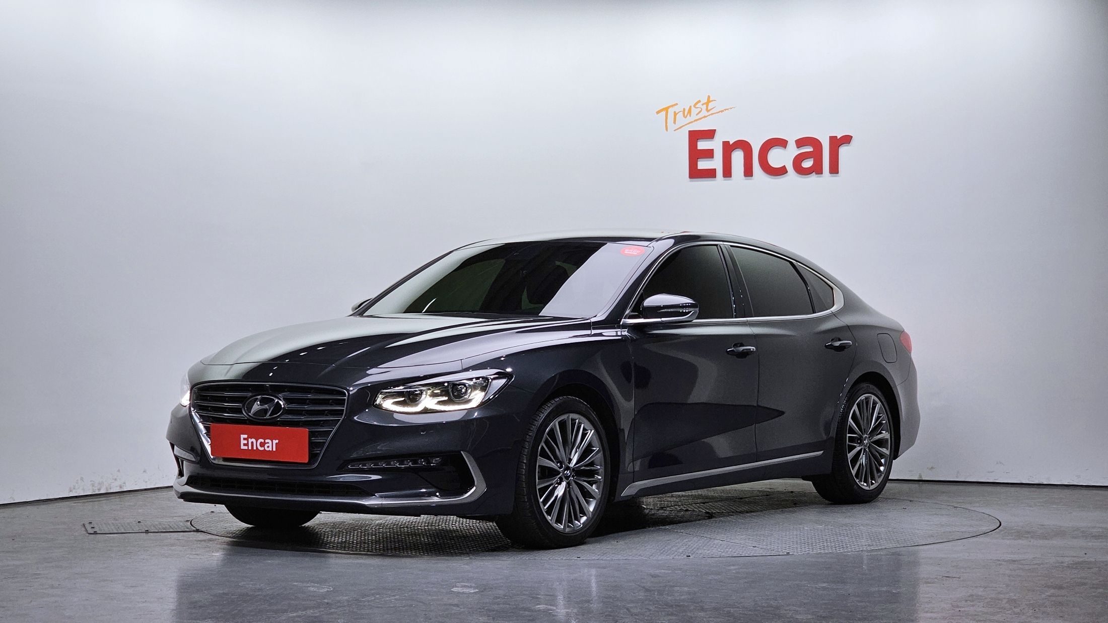 HYUNDAI GRANDEUR IG 2017