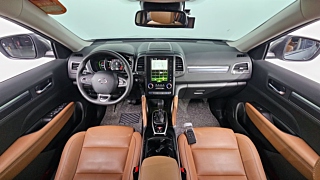 SAMSUNG QM6 2022