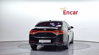 HYUNDAI GRANDEUR IG 2017