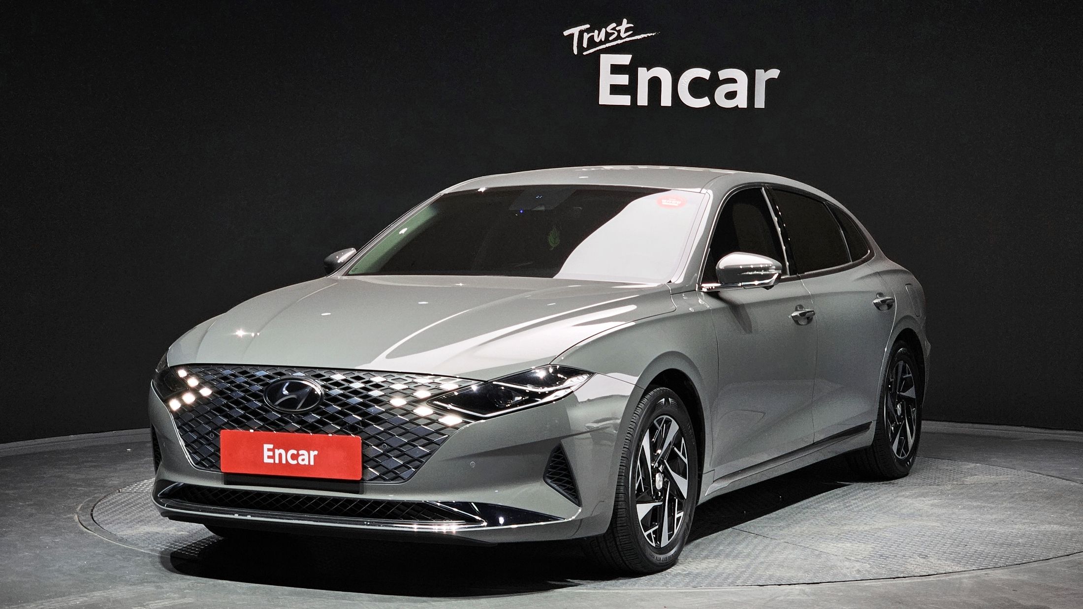 HYUNDAI GRANDEUR IG HYBRID