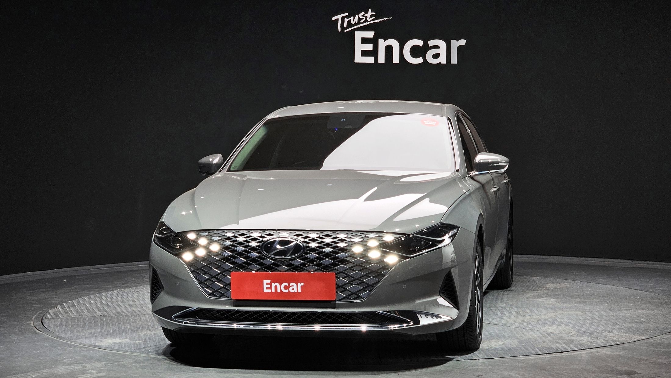 HYUNDAI GRANDEUR IG HYBRID