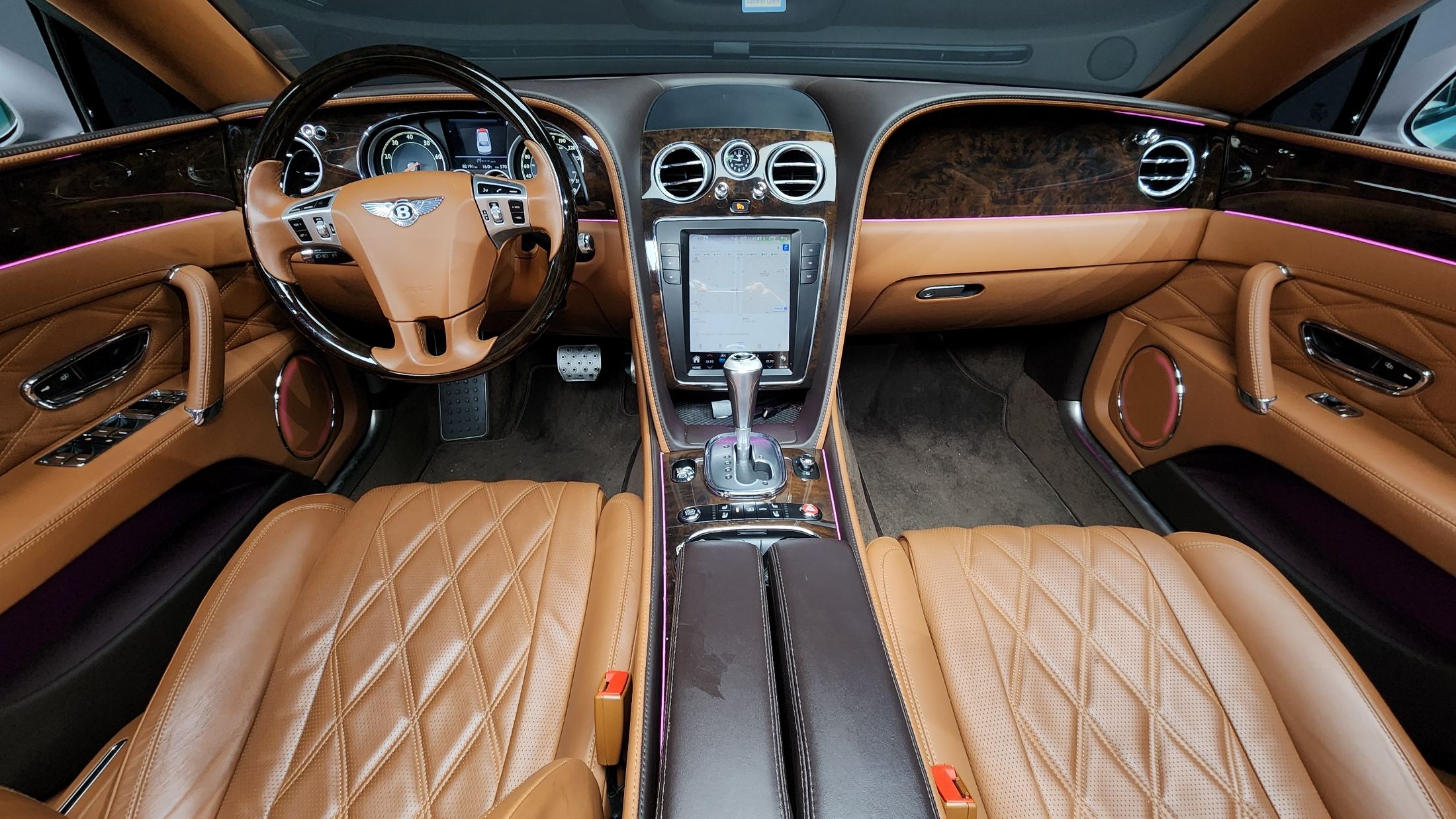 BENTLEY FLYING SPUR 2015