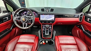 PORSCHE CAYENNE PO536 2020