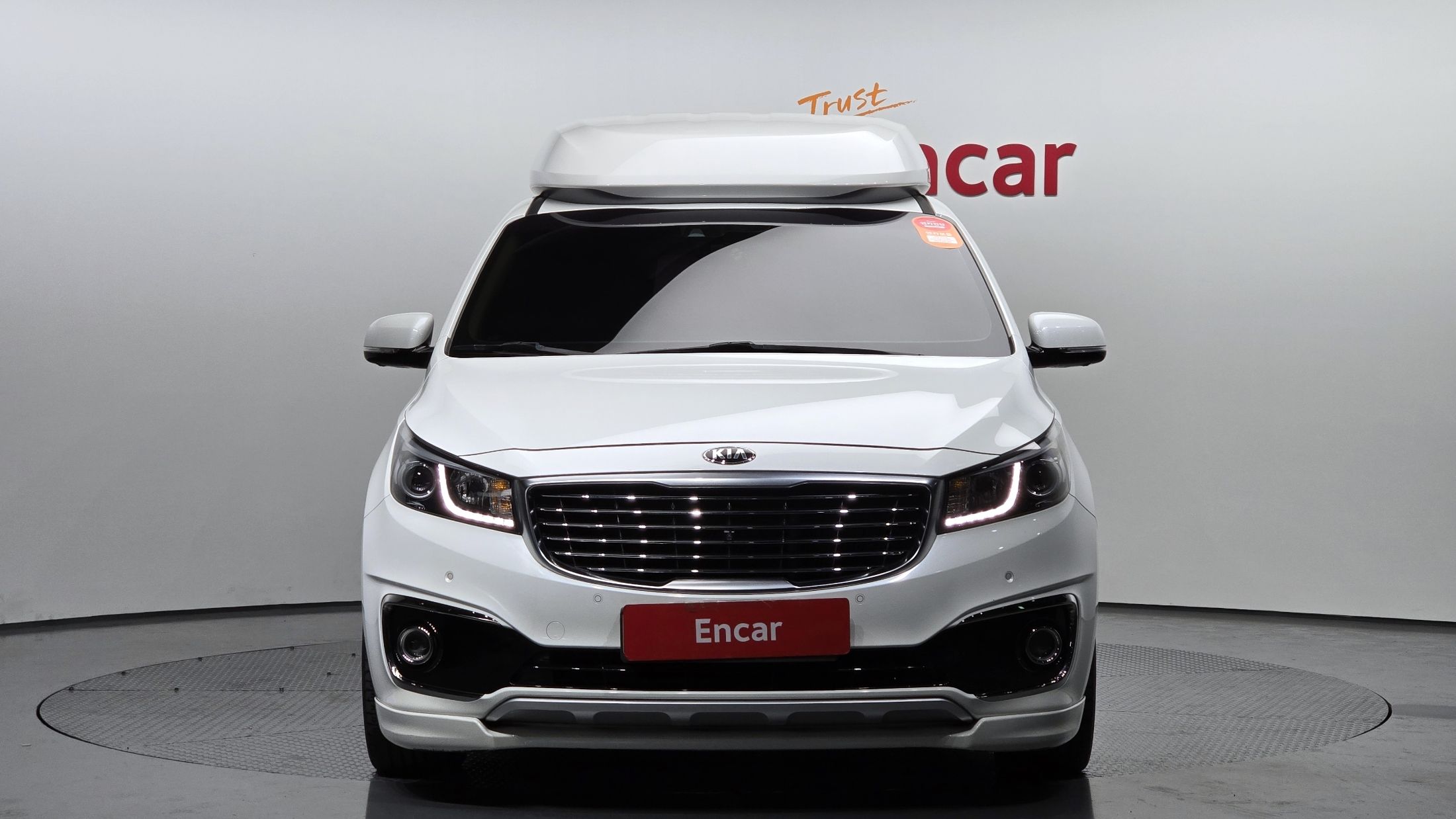 KIA CARNIVAL 2016