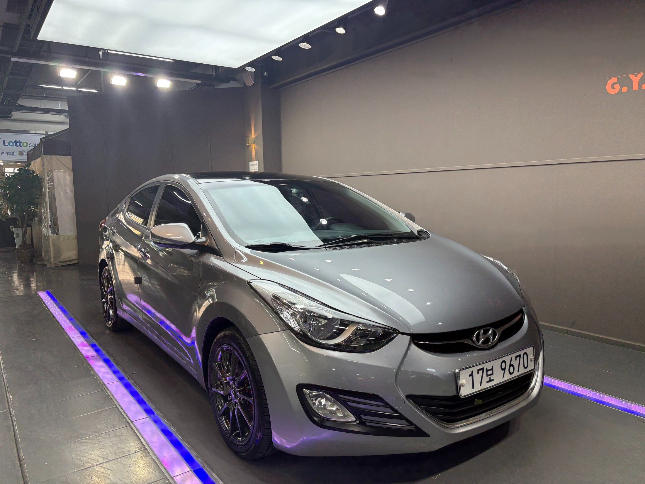 HYUNDAI AVANTE MD 2013