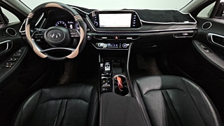 HYUNDAI SONATA DN8 2021