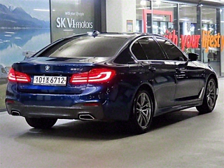 BMW 5-SERIES G30 2020