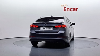 HYUNDAI AVANTE AD 2016