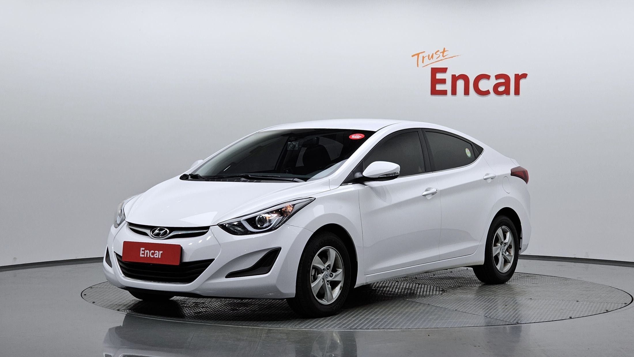 HYUNDAI AVANTE 2015