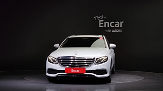 MERCEDES BENZ E-CLASS W213 2019