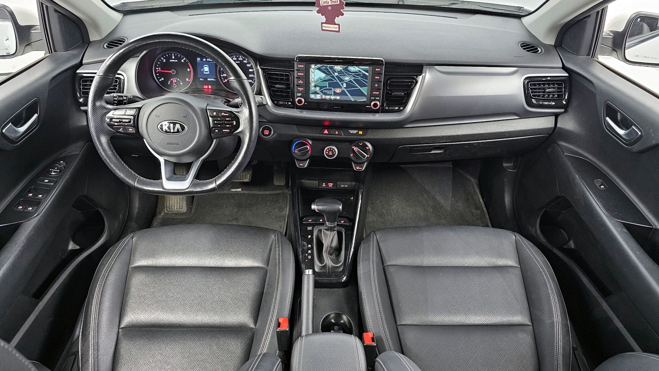 KIA STONIC